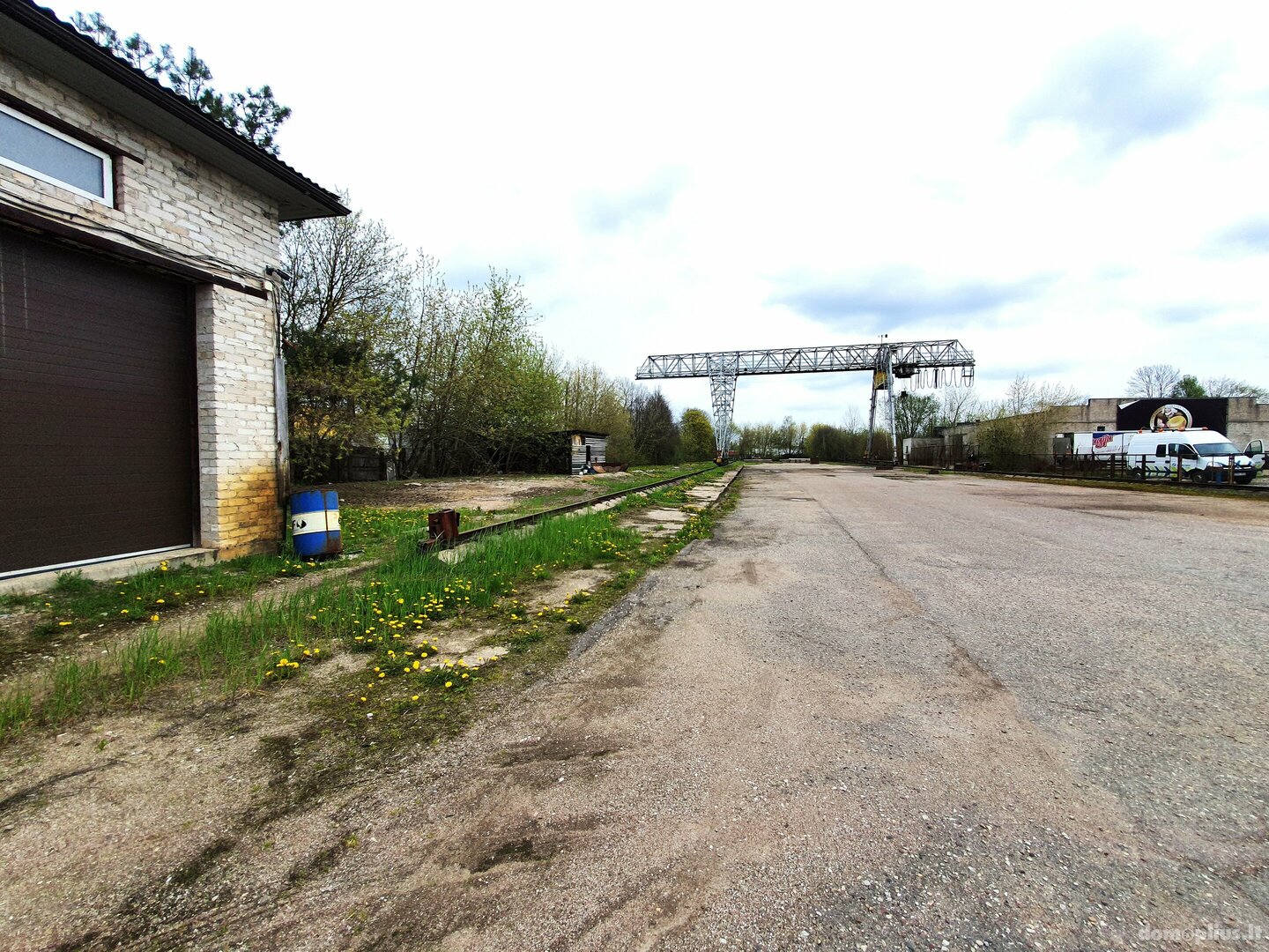 Parduodamos Biuro / Sandėliavimo / Prekybos ir paslaugų patalpos Alytuje, Senamiestyje, Santaikos g.