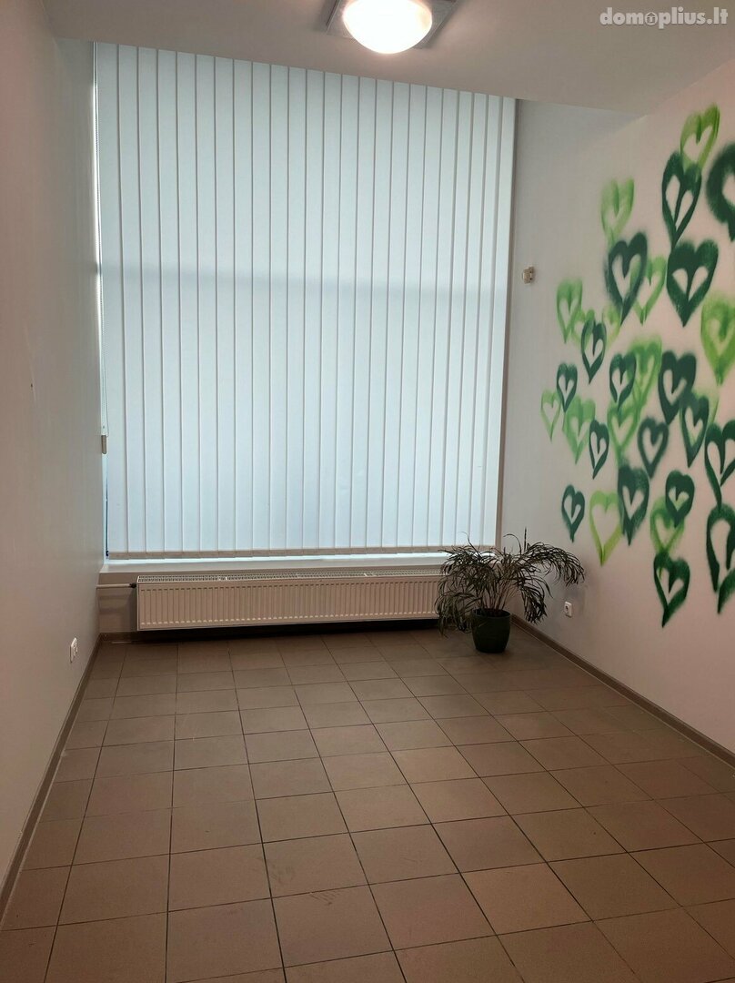 Commercial/service / Other Premises for rent Vilniuje, Šeškinėje, Ozo g.