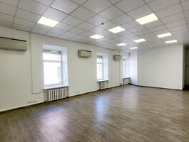 Office / Commercial/service / Other Premises for rent Vilniuje, Senamiestyje, Labdarių g.