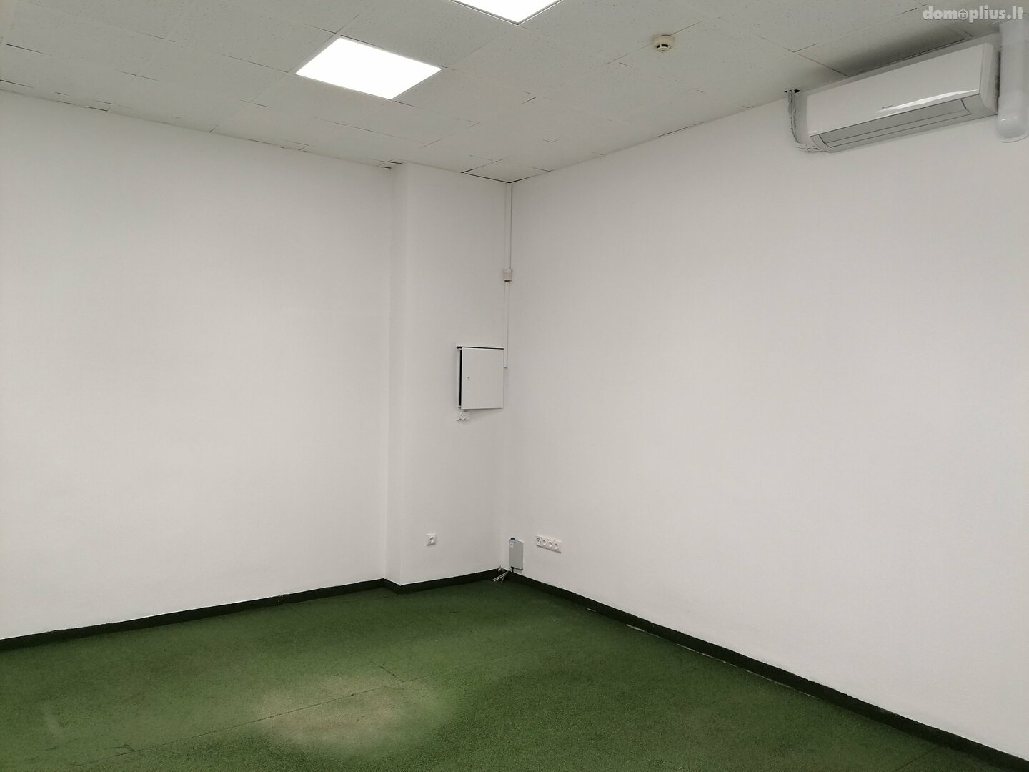Biuro / Prekybos ir paslaugų / Gamybos ir sandėliavimo Patalpų nuoma Šiauliuose, Dainiuose, Lyros g.