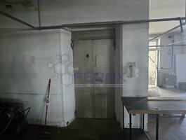 Sandėliavimo / Prekybos ir paslaugų / Gamybos ir sandėliavimo Patalpų nuoma Šiauliuose, Gubernijoje, Žemaitės g.