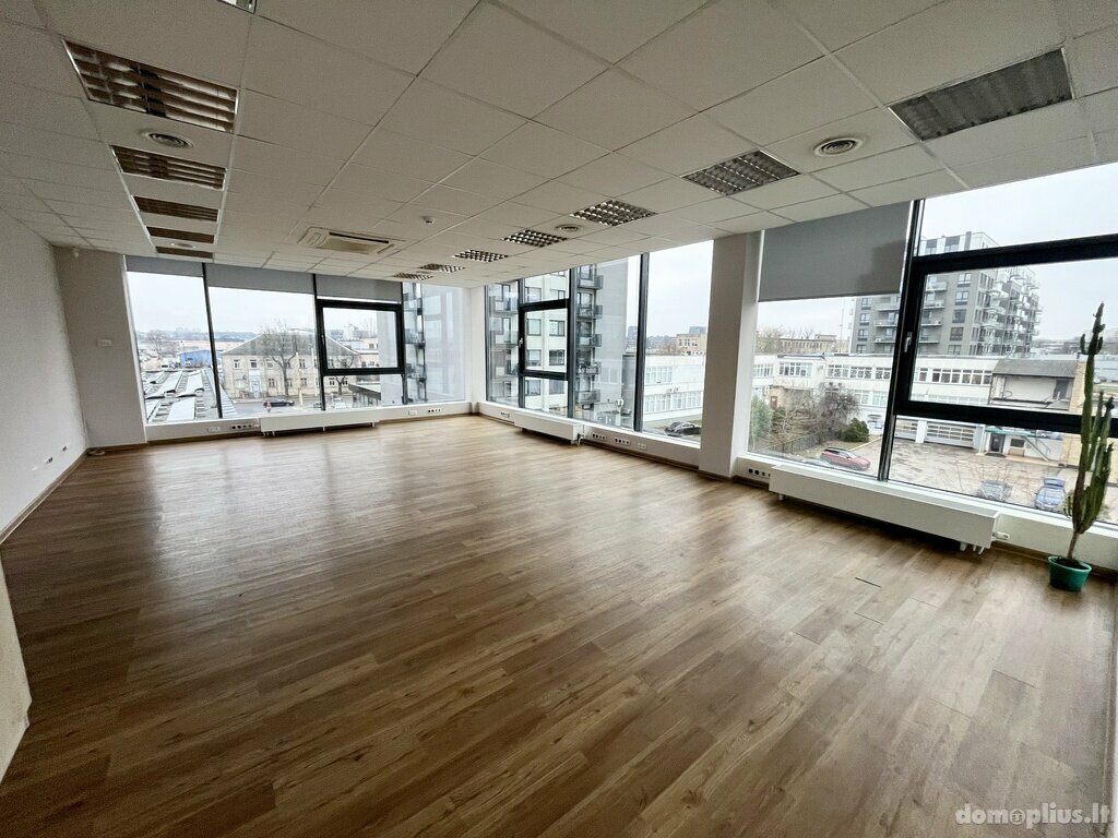 Office / Commercial/service / Other Premises for rent Vilniuje, Šiaurės miestelis, Kareivių g.
