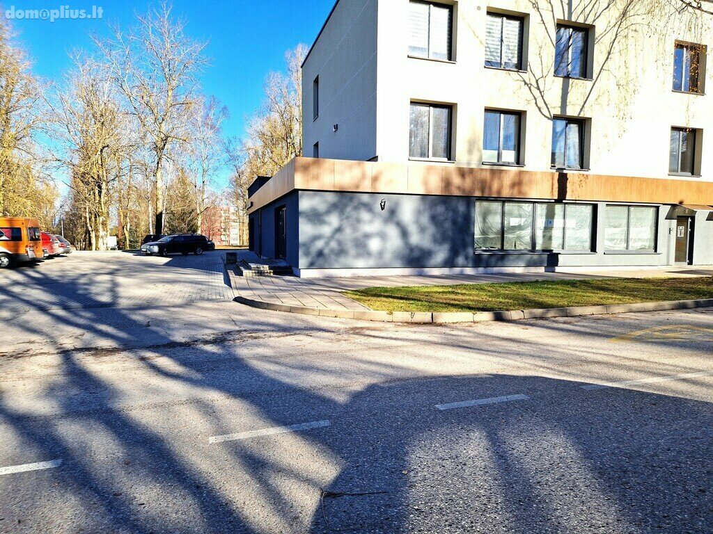 Prekybos ir paslaugų / Kita Patalpų nuoma Molėtų rajono sav., Molėtuose, Vilniaus g.