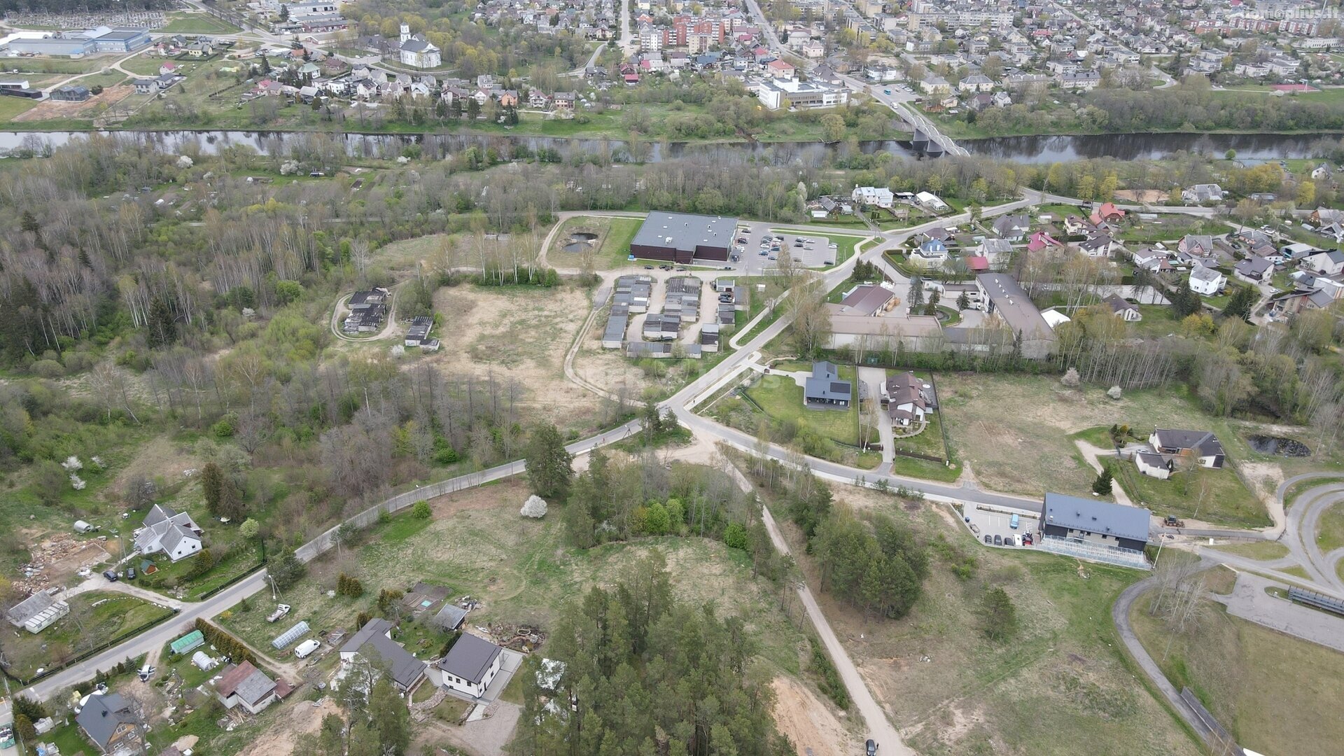 Parduodamos Gamybos ir sandėliavimo patalpos Vilniaus rajono sav., Nemenčinėje