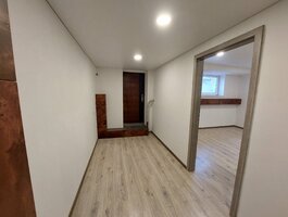 Parduodamos Biuro patalpos Kaune, Žaliakalnyje, Riešutų g.