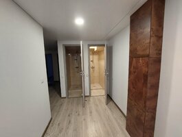 Parduodamos Biuro patalpos Kaune, Žaliakalnyje, Riešutų g.