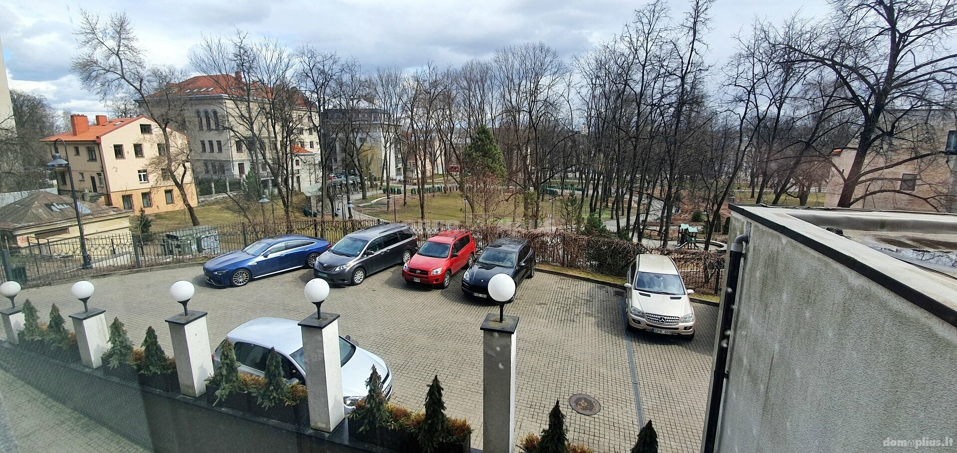 Parduodamos Biuro patalpos Vilniuje, Naujamiestyje, Teatro g.