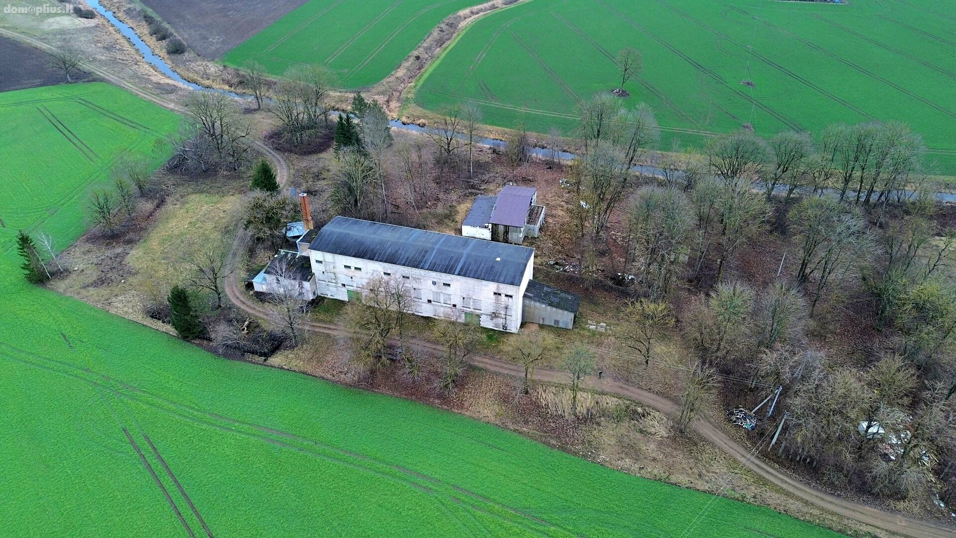 Parduodamos Gamybos ir sandėliavimo / Kita patalpos Panevėžio rajono sav., Miežiškiuose, Dvaro g.