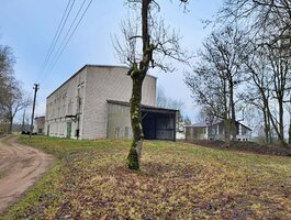 Parduodamos Gamybos ir sandėliavimo / Kita patalpos Panevėžio rajono sav., Miežiškiuose, Dvaro g.