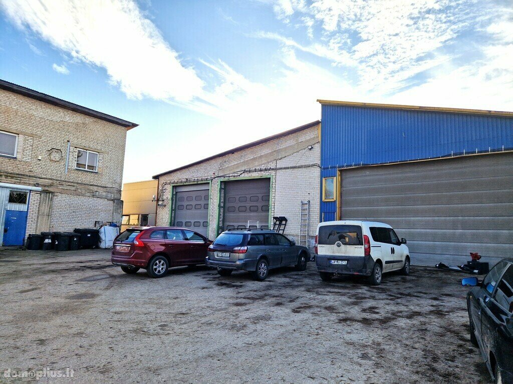 Parduodamos Gamybos ir sandėliavimo / Sandėliavimo patalpos Utenos rajono sav., Utenoje, Molėtų g.