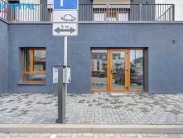 Parduodamos Biuro / Prekybos ir paslaugų patalpos Vilniuje, Lazdynėliuose, Lazdynėlių g.