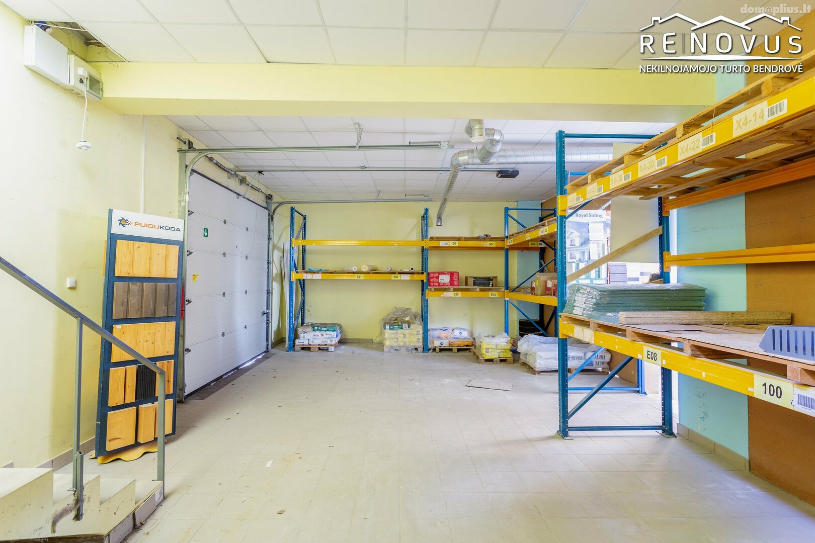 Parduodamos Sandėliavimo / Prekybos ir paslaugų / Gamybos ir sandėliavimo patalpos Pakruojo rajono sav., Pakruojyje, Statybininkų g.