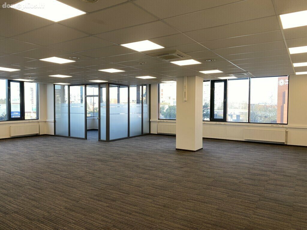 Office Premises for rent Vilniuje, Šeškinėje, Ukmergės g.
