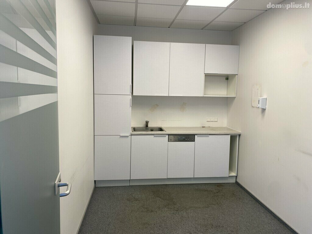 Office Premises for rent Vilniuje, Šeškinėje, Ukmergės g.