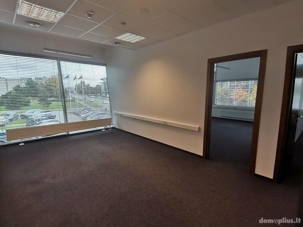 Office Premises for rent Vilniuje, Žirmūnuose, Ulonų g.