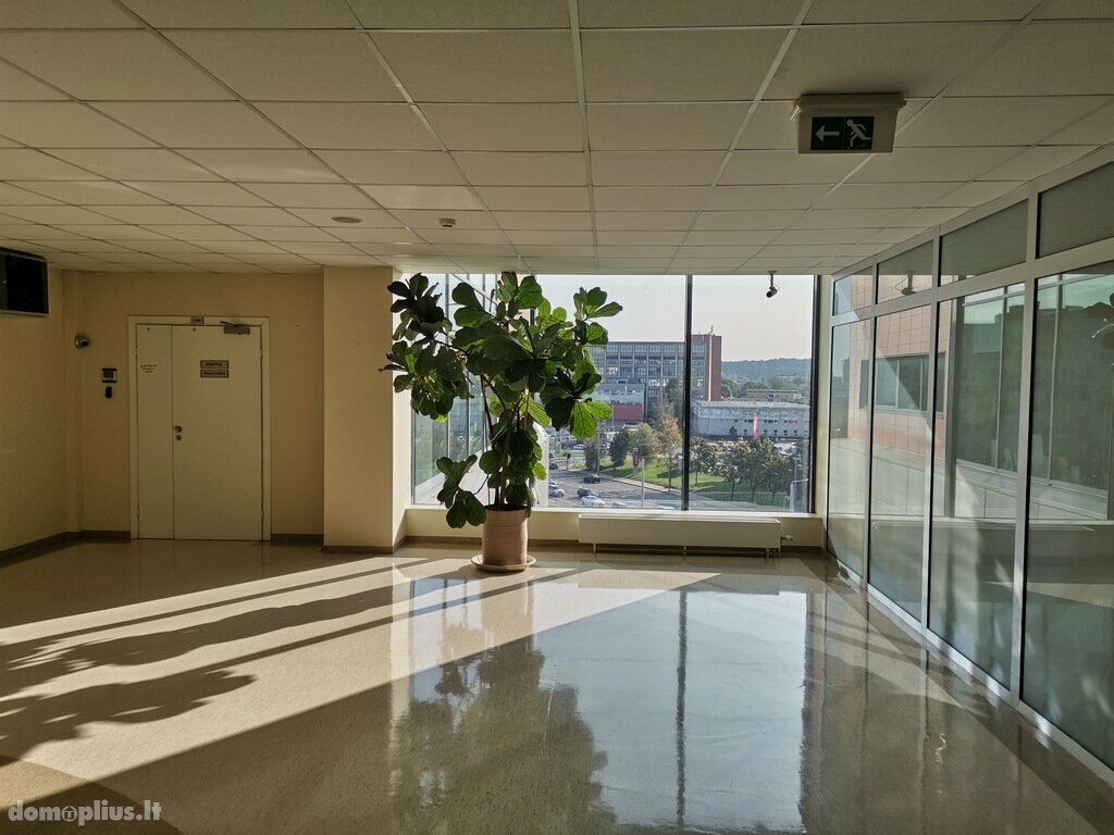 Biuro / Maitinimo Patalpų nuoma Vilniuje, Žirmūnuose, Kareivių g.