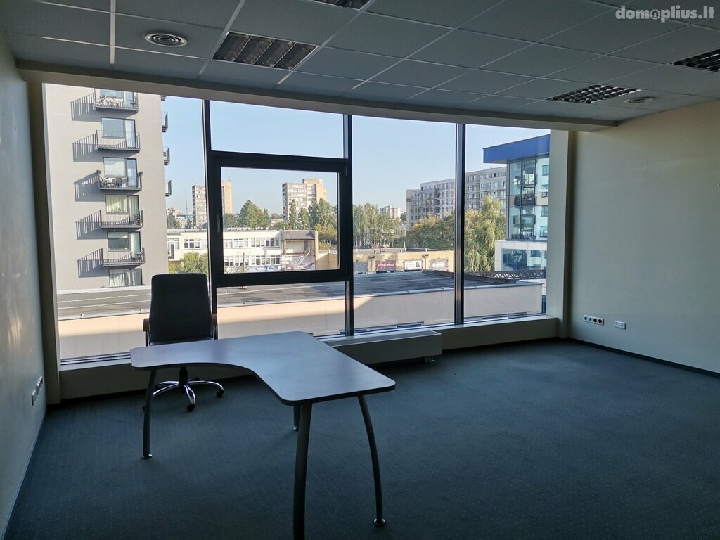 Office Premises for rent Vilniuje, Žirmūnuose, Kareivių g.