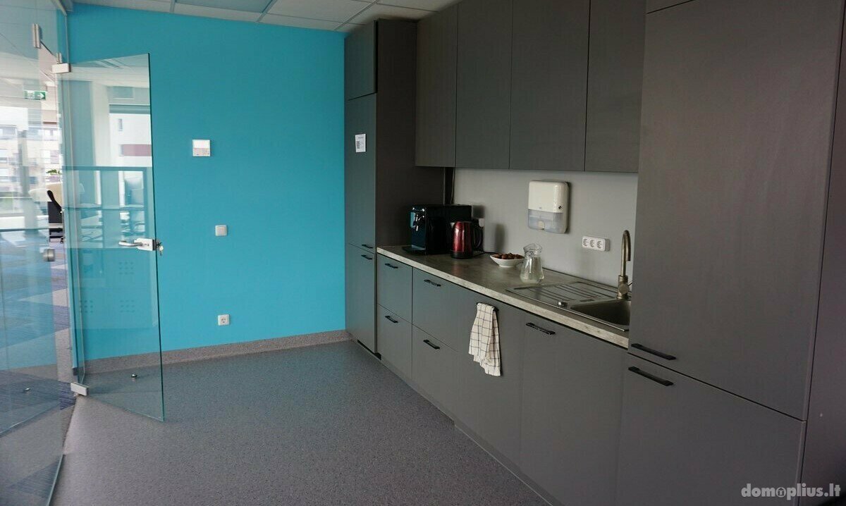 Office Premises for rent Vilniuje, Šnipiškėse, Žalgirio g.