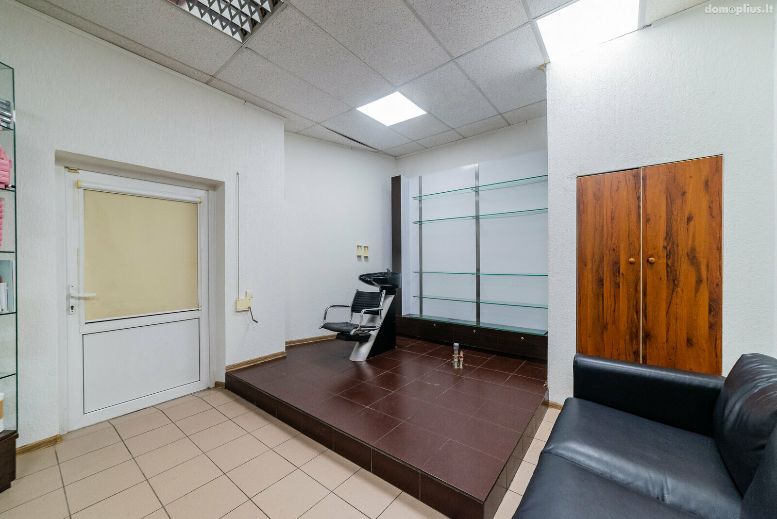 Biuro / Prekybos ir paslaugų Patalpų nuoma Šiauliuose, Centre, Dvaro g.