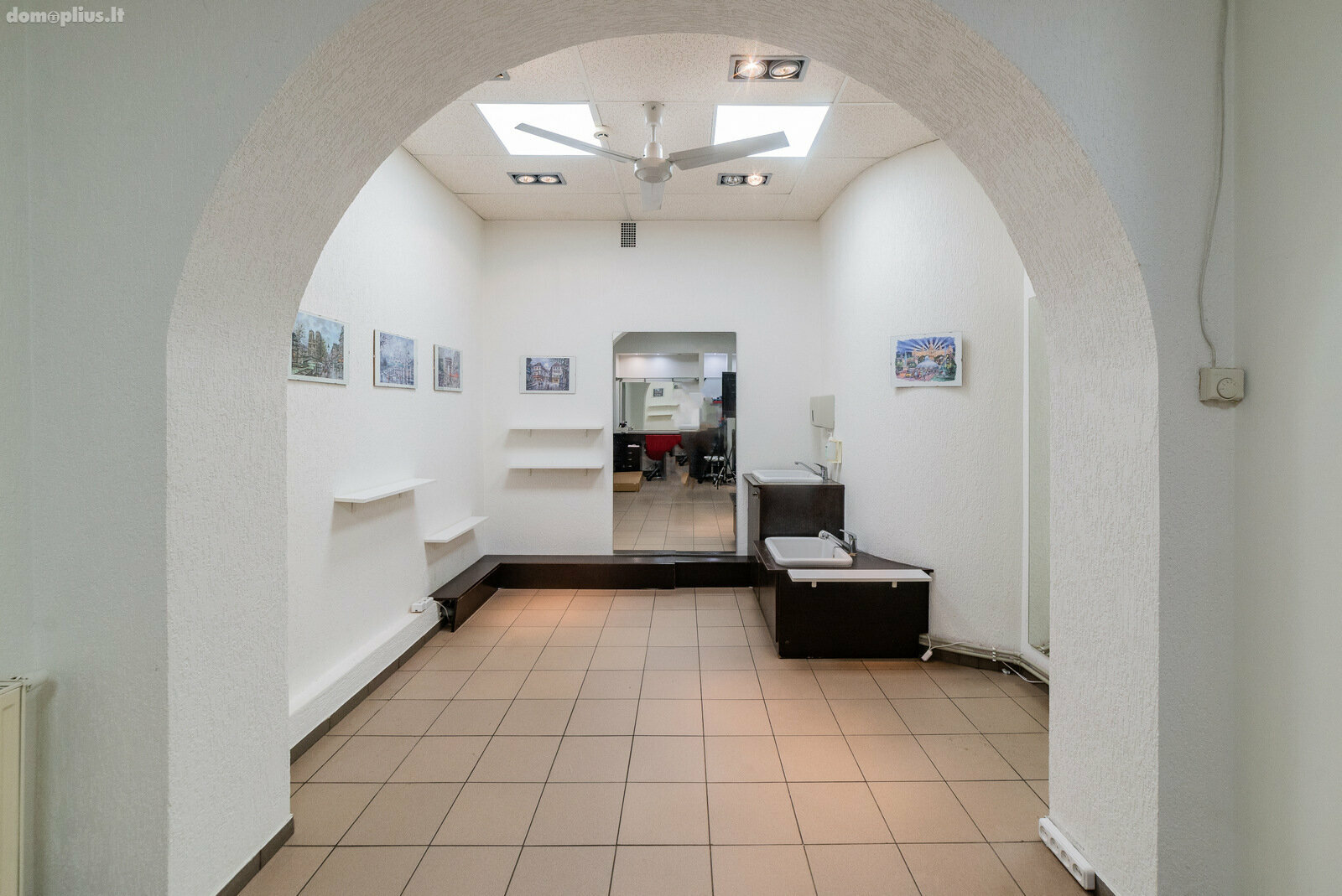 Biuro / Prekybos ir paslaugų Patalpų nuoma Šiauliuose, Centre, Dvaro g.