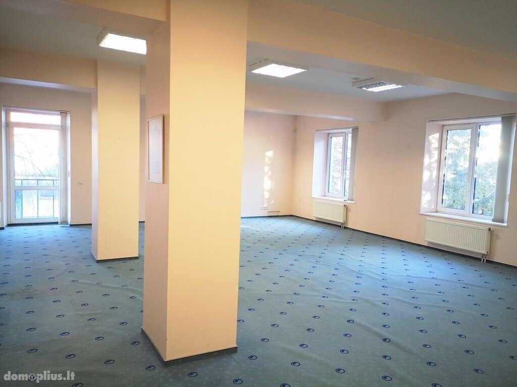 Biuro / Gamybos ir sandėliavimo / Sandėliavimo Patalpų nuoma Vilniuje, Šiaurės miestelis, Lakūnų g.