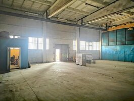 Manufacture and storage / Storage / Commercial/service Premises for rent Vilniuje, Aukštieji Paneriai, V. A. Graičiūno g.