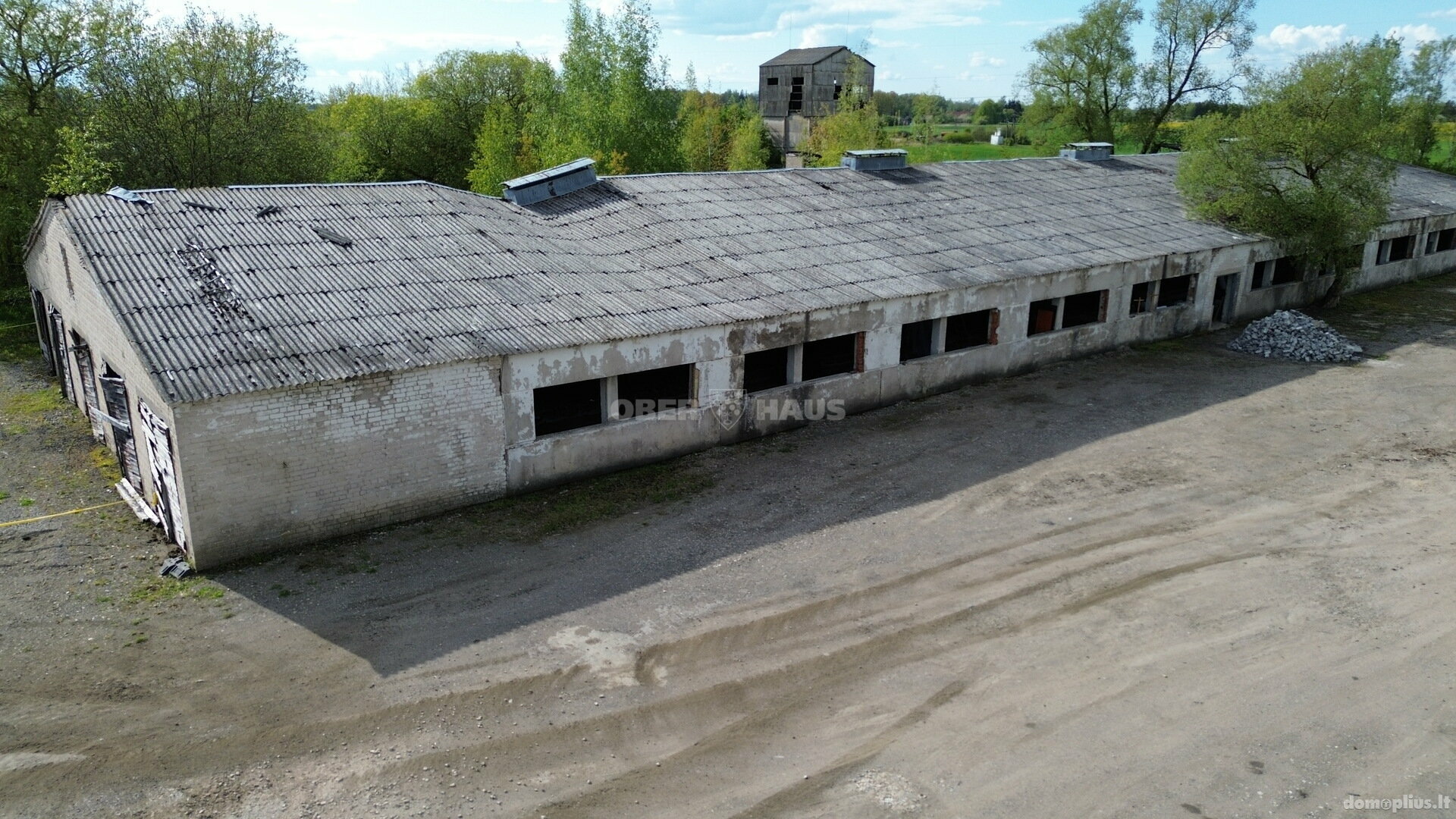 Parduodamos Gamybos ir sandėliavimo patalpos Pasvalio rajono sav., Pajiešmeniuose