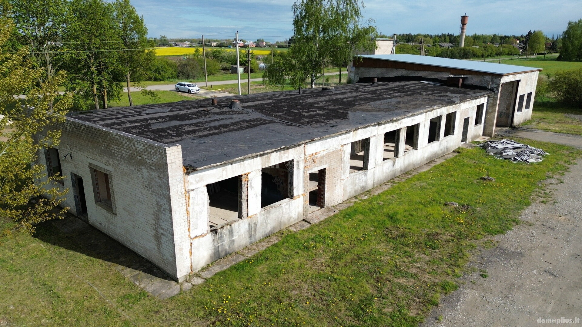 Parduodamos Gamybos ir sandėliavimo patalpos Pasvalio rajono sav., Pajiešmeniuose
