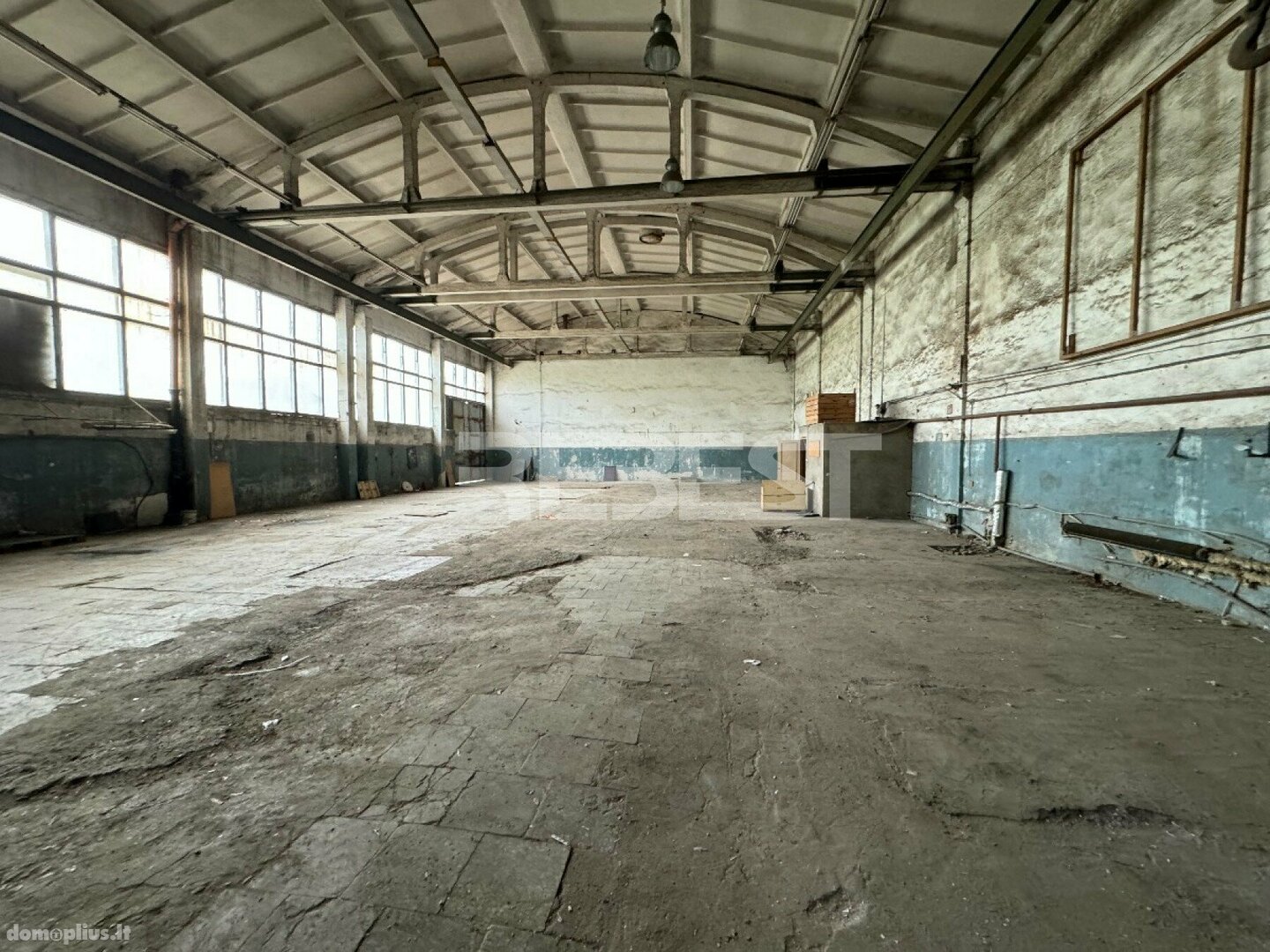 Parduodamos Gamybos ir sandėliavimo patalpos Šiauliuose, Dainiuose, Architektų g.