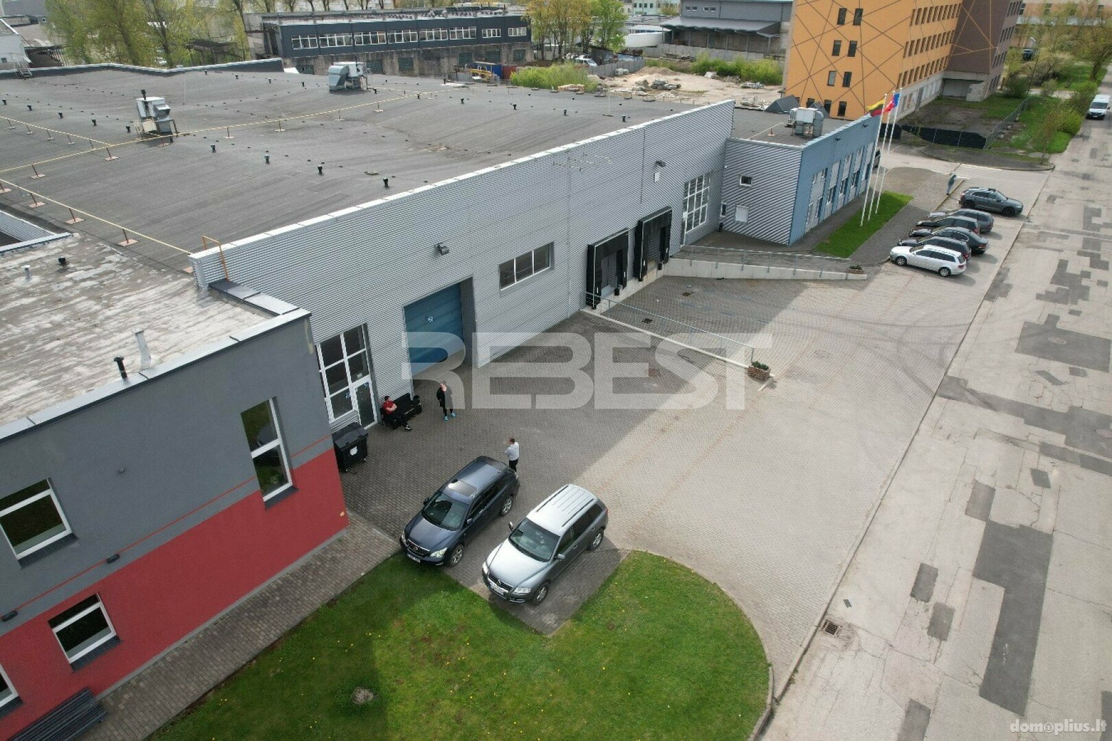 Parduodamos Gamybos ir sandėliavimo patalpos Šiauliuose, Gubernijoje, Šarūno g.