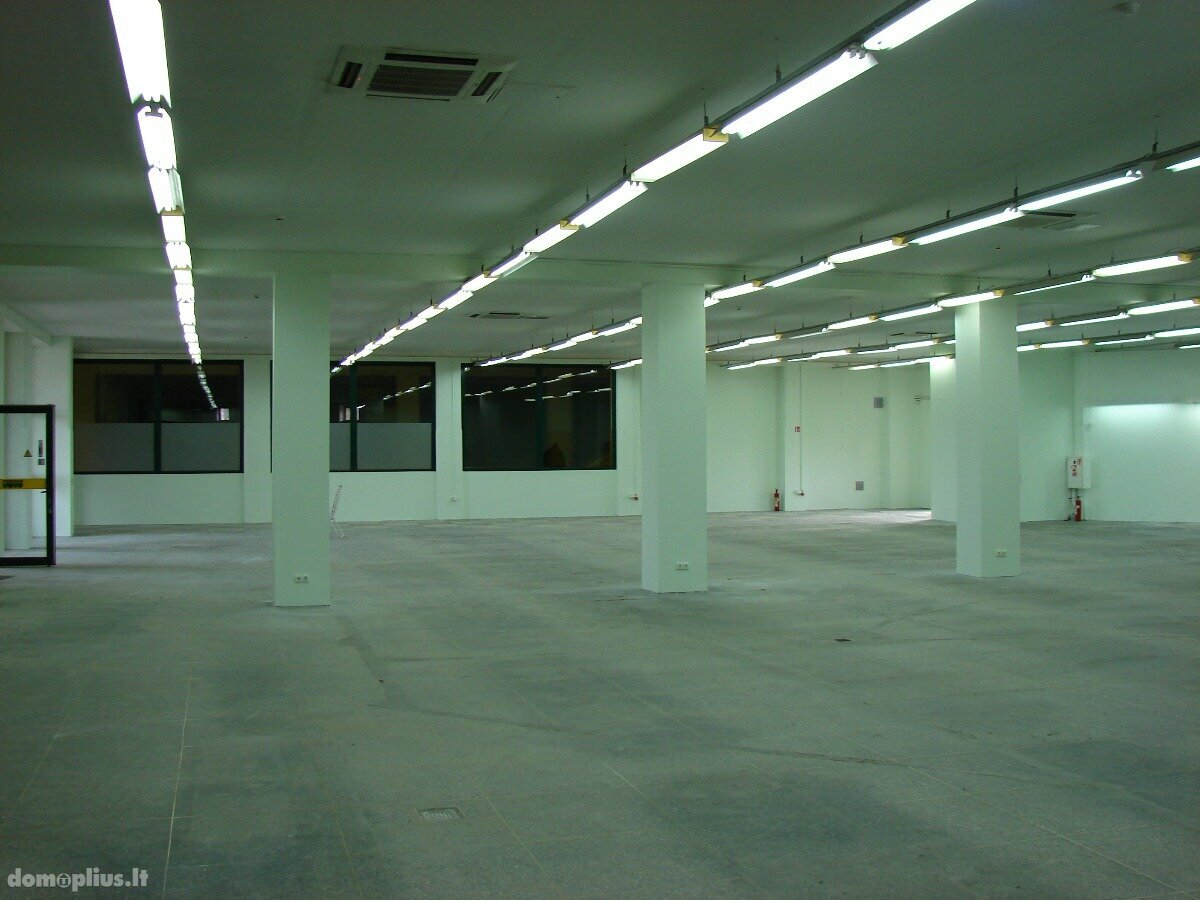 Parduodamos Prekybos ir paslaugų patalpos Šiauliuose, Centre, Vilniaus g.