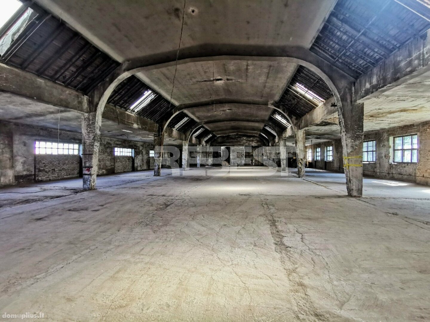 Parduodamos Gamybos ir sandėliavimo patalpos Radviliškio rajono sav., Linkaičiuose, Linkaičių g.