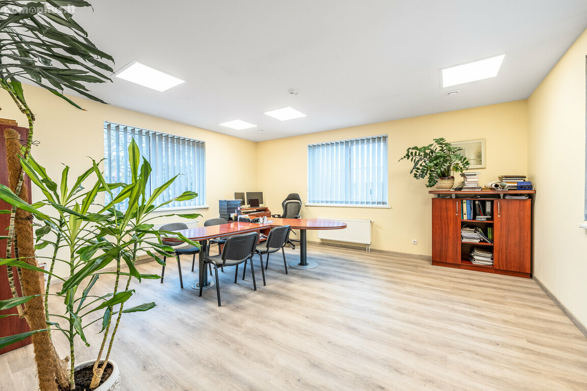 Parduodamos Biuro / Prekybos ir paslaugų patalpos Šilutės rajono sav., Šilutėje, Cintjoniškių g.