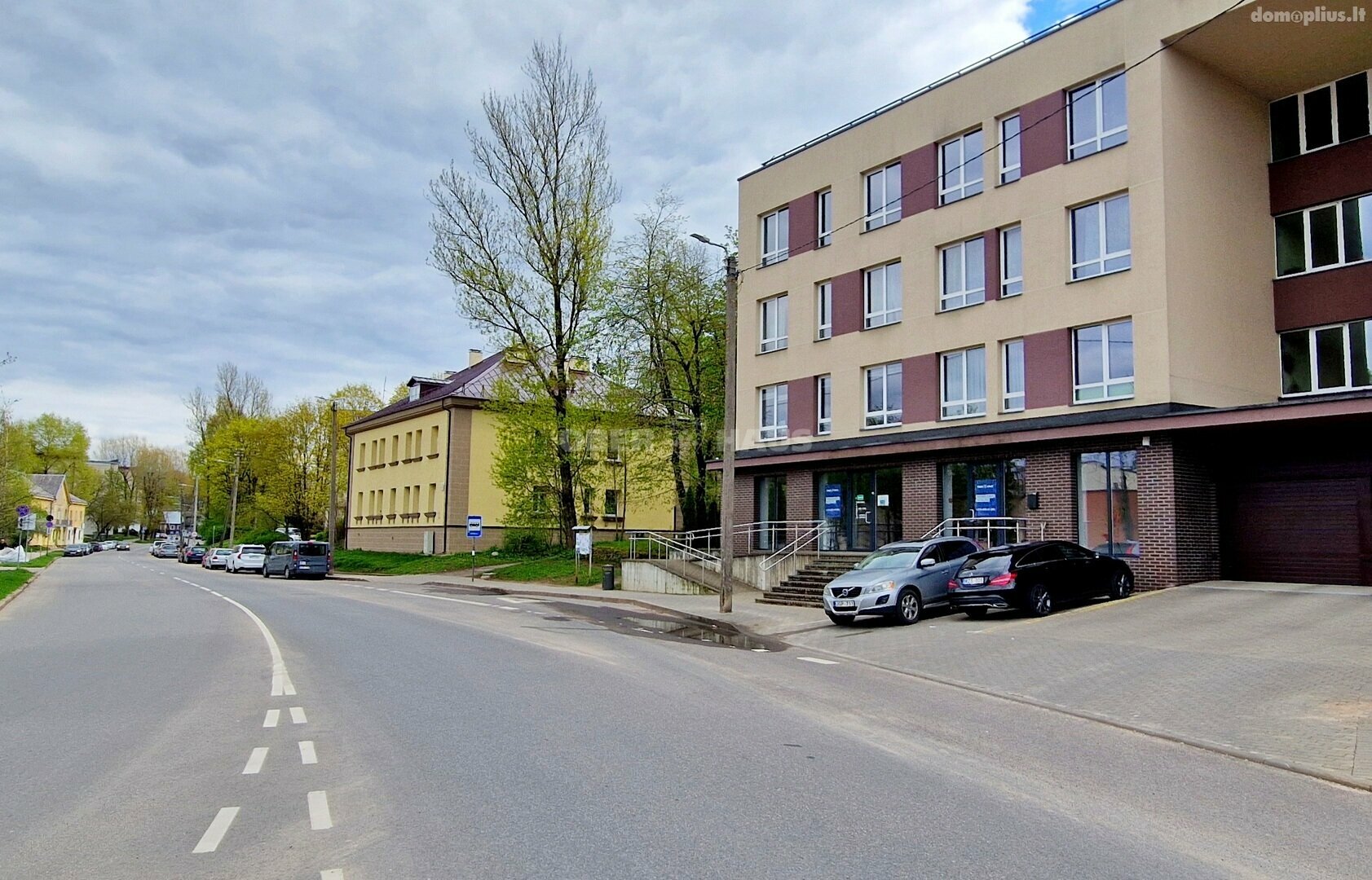 Parduodamos Prekybos ir paslaugų patalpos Vilniuje, Naujininkuose, Dzūkų g.