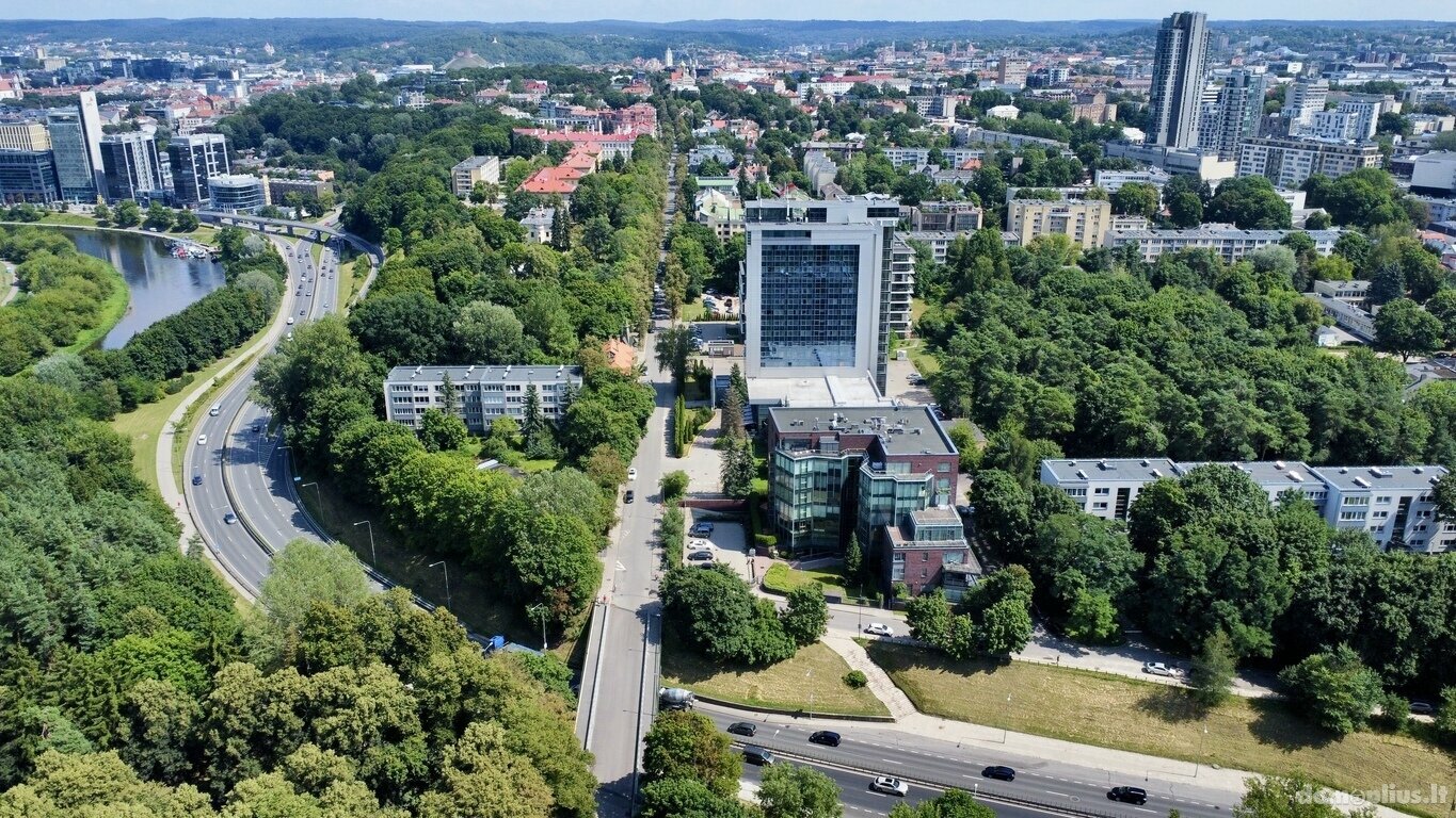 Parduodamos Biuro / Prekybos ir paslaugų patalpos Vilniuje, Naujamiestyje, M. K. Čiurlionio g.