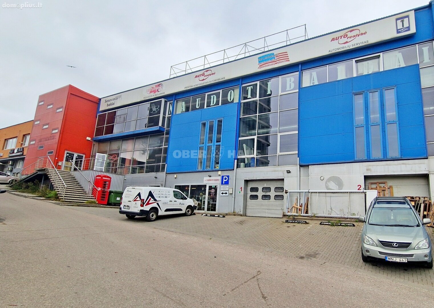Parduodamos Prekybos ir paslaugų patalpos Vilniuje, Žirmūnuose, Kareivių g.