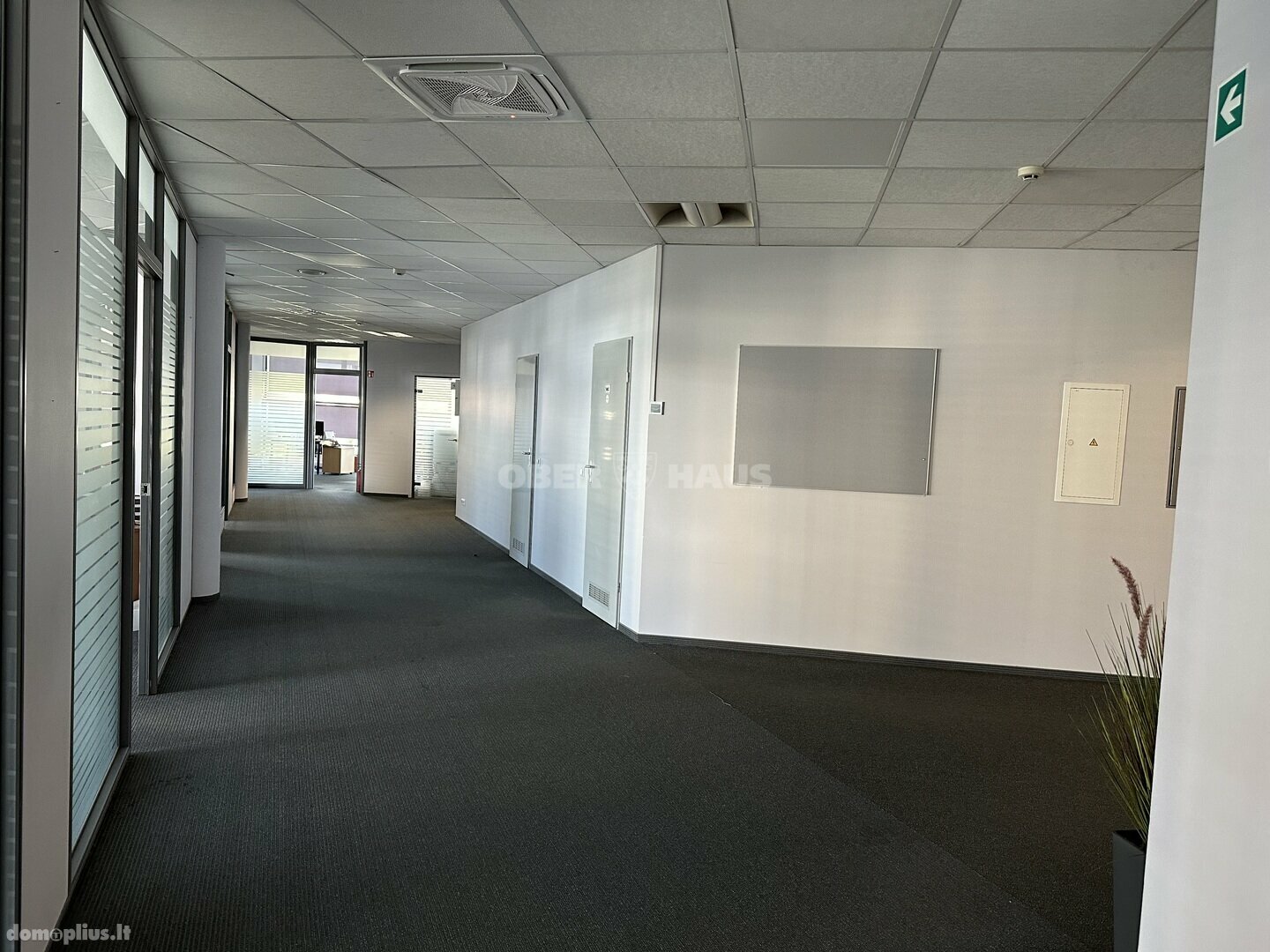 Parduodamos Biuro patalpos Vilniuje, Žirmūnuose, Tuskulėnų g.