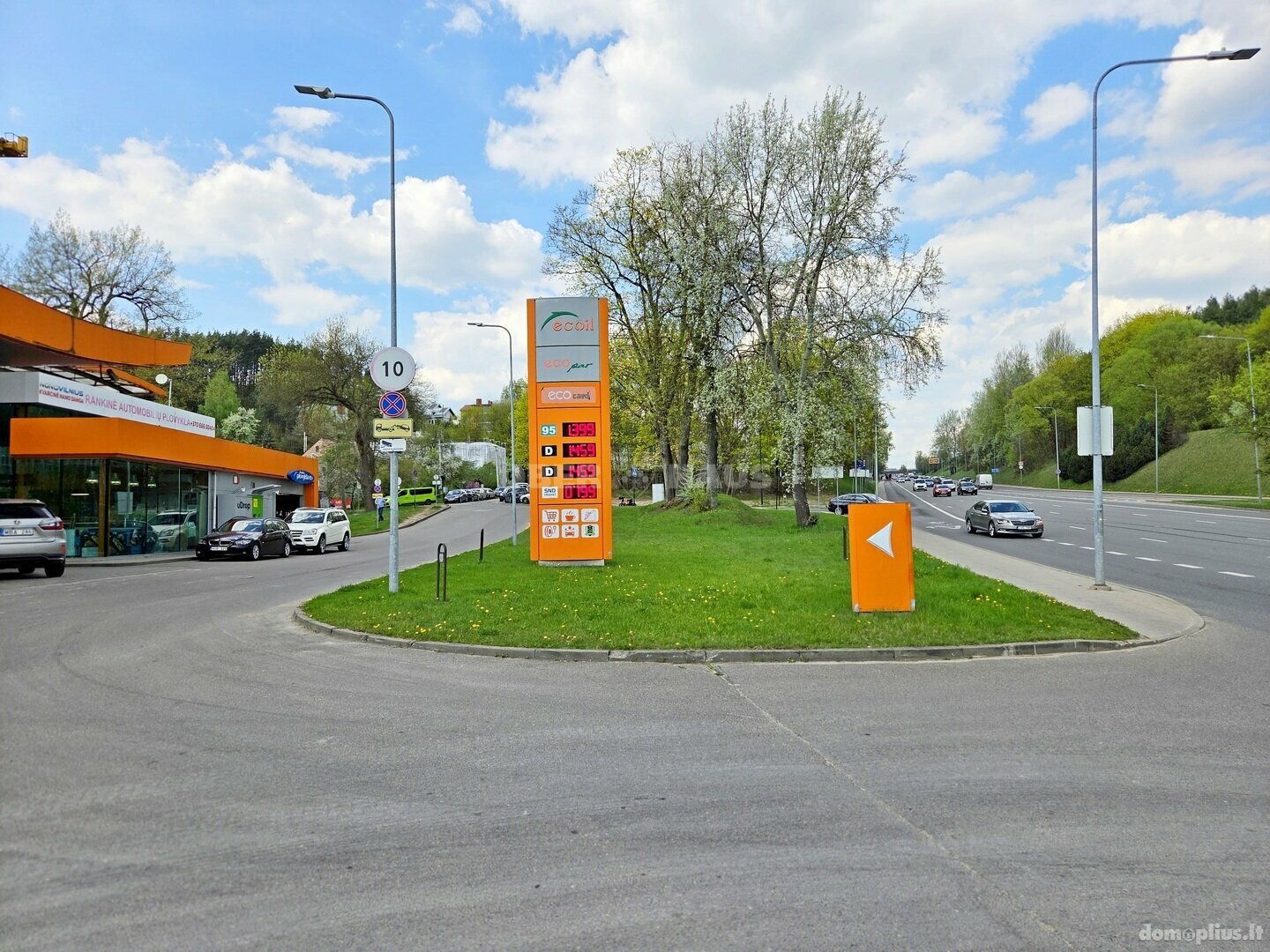 Parduodamos Prekybos ir paslaugų patalpos Vilniuje, Žvėryne, Ukmergės g.