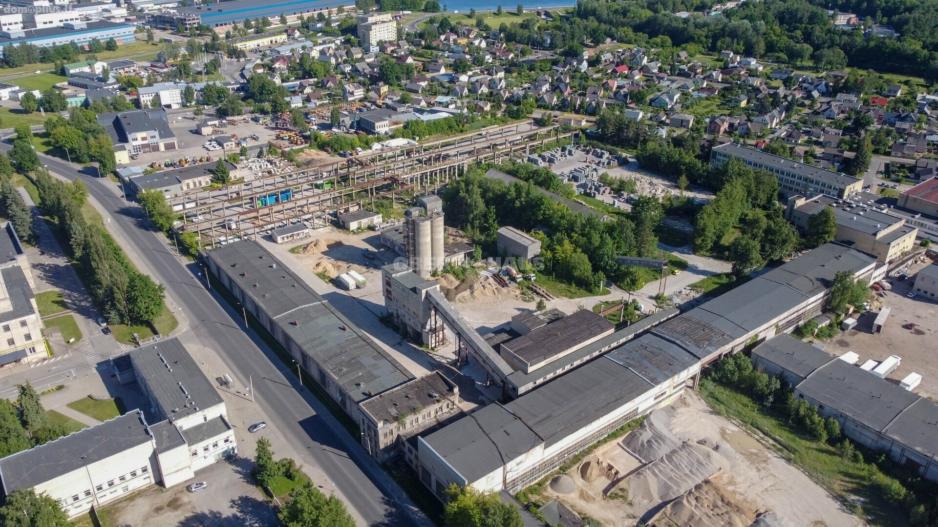 Parduodamos Gamybos ir sandėliavimo patalpos Panevėžyje, Centre, S. Kerbedžio g.