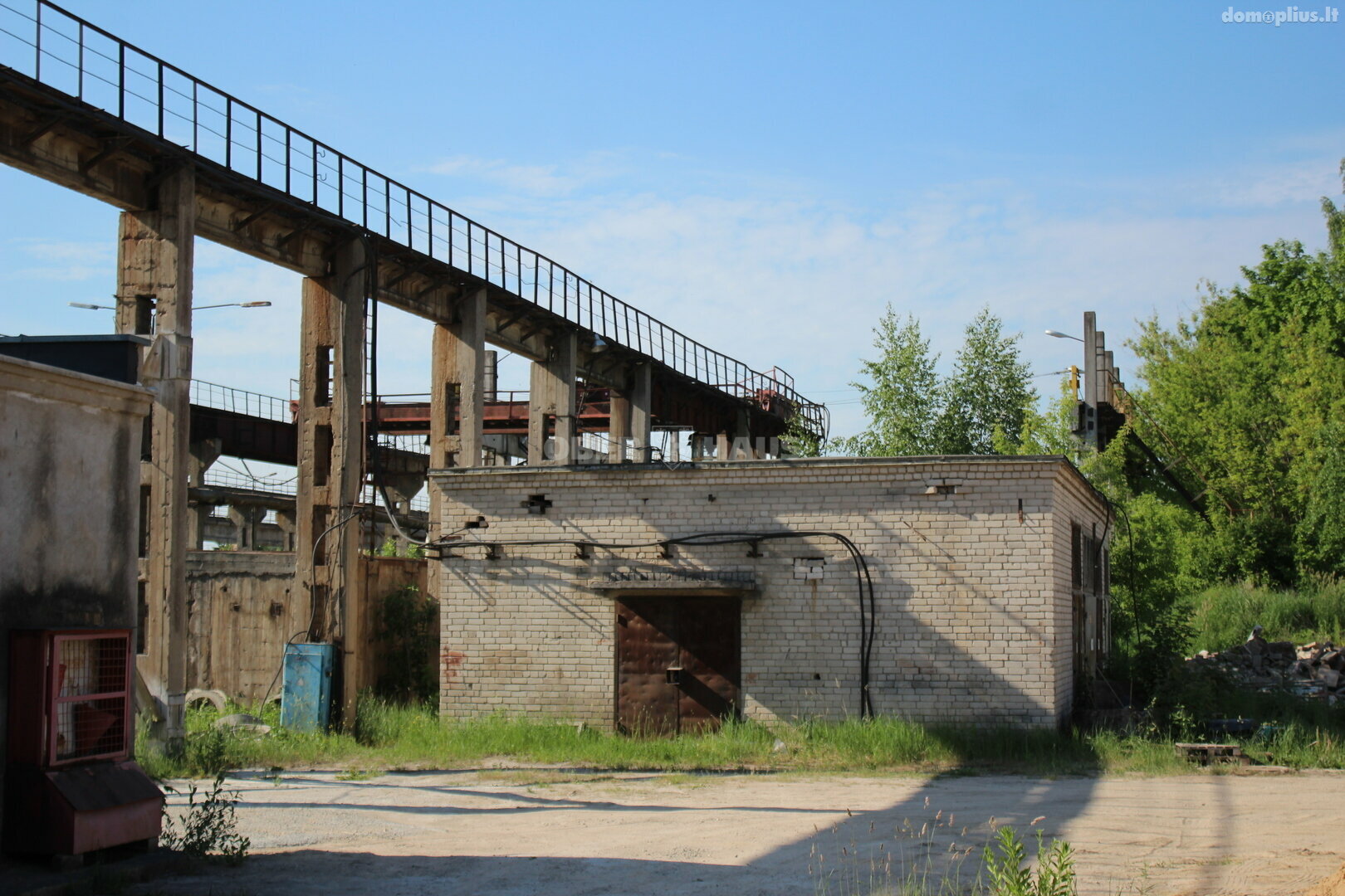 Parduodamos Gamybos ir sandėliavimo patalpos Panevėžyje, Centre, S. Kerbedžio g.