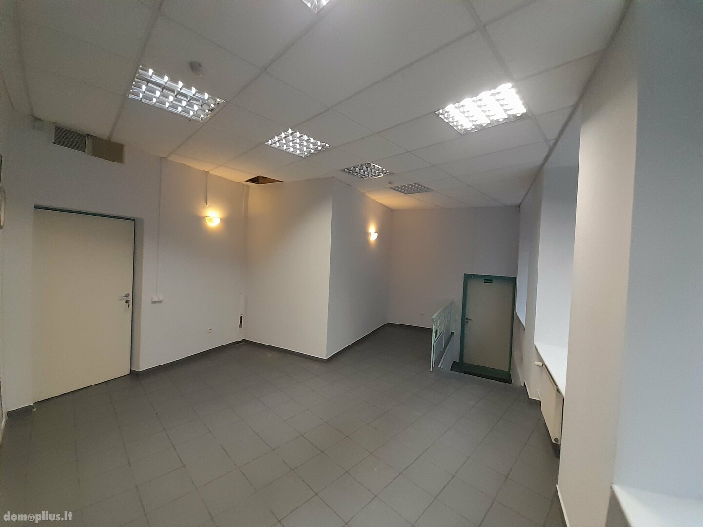 Biuro / Turizmo ir rekreacijos / Prekybos ir paslaugų Patalpų nuoma Klaipėdoje, Centre, Vytauto g.