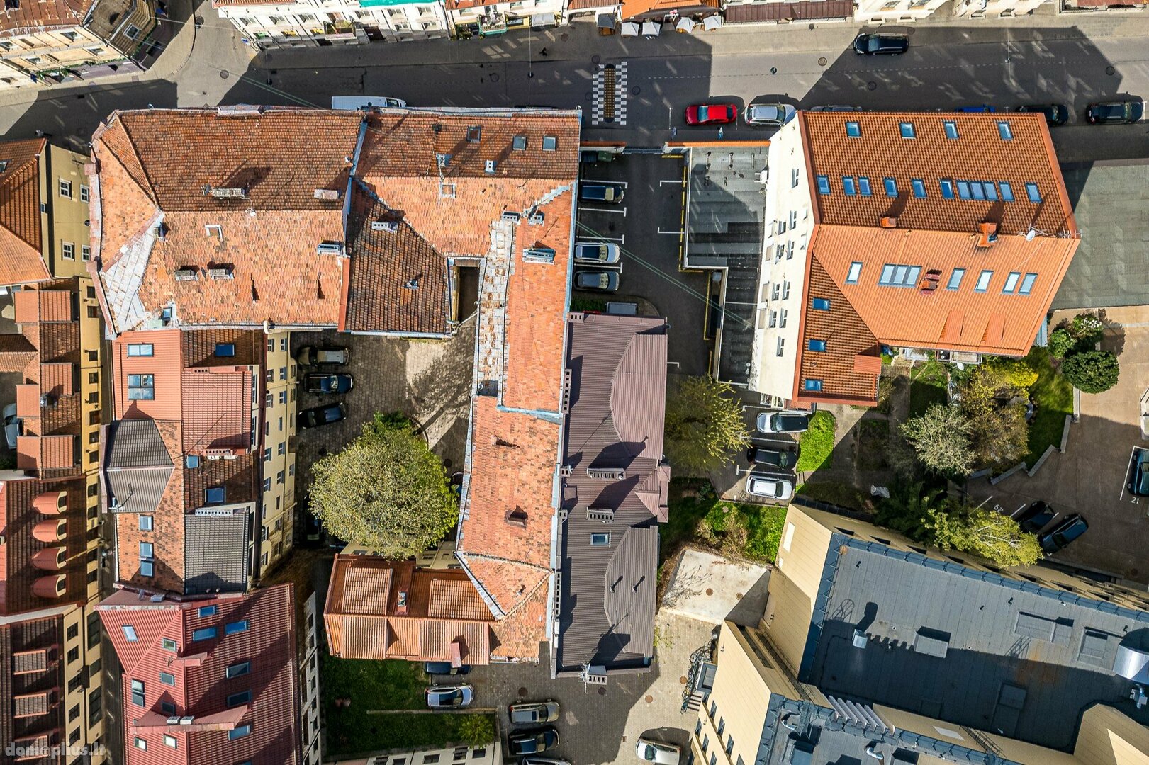 Parduodamos Prekybos ir paslaugų patalpos Vilniuje, Senamiestyje, Totorių g.