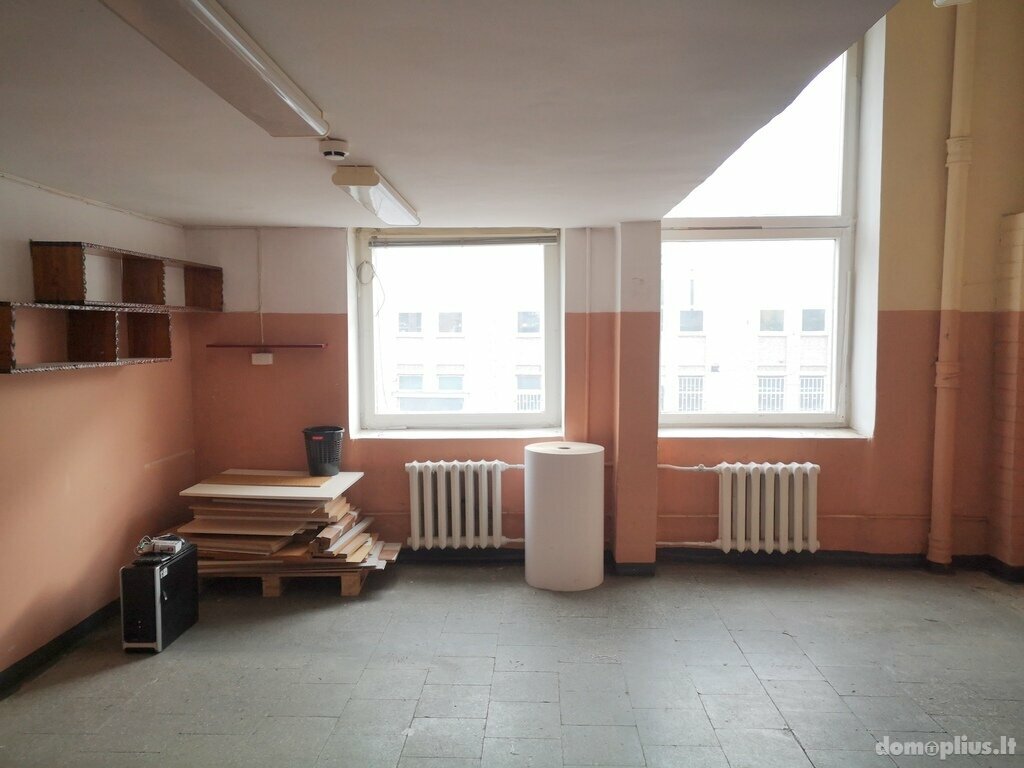 Biuro / Gamybos ir sandėliavimo / Sandėliavimo Patalpų nuoma Vilniuje, Šiaurės miestelis, Kalvarijų g.