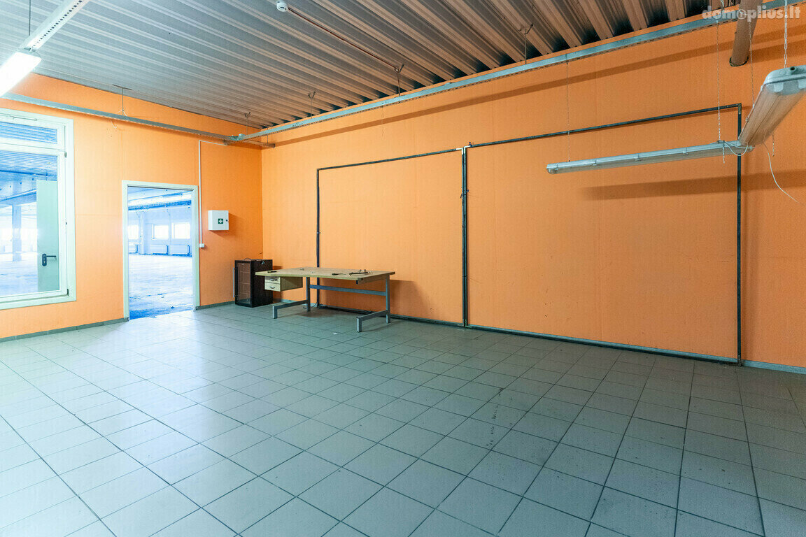 Parduodamos Biuro / Gamybos ir sandėliavimo / Sandėliavimo patalpos Vilniaus rajono sav., Parudaminyse, Jano Korfo g.