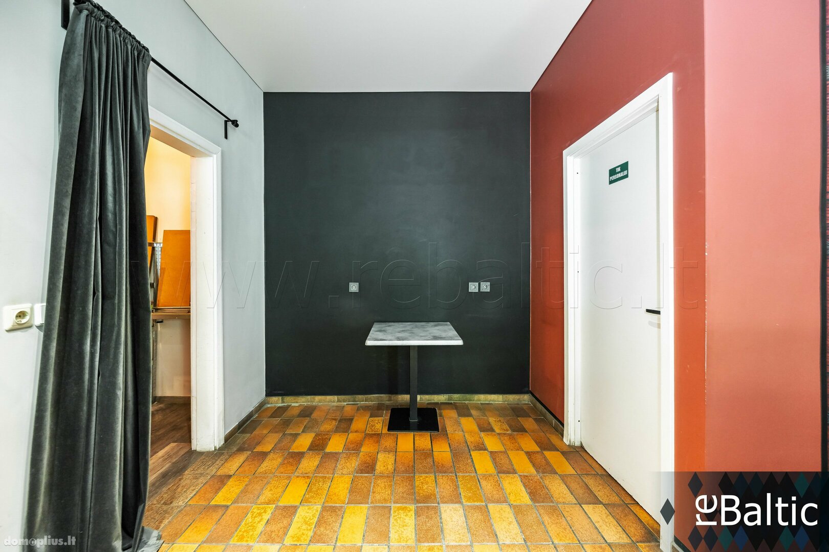 Commercial/service Premises for rent Vilniuje, Naujamiestyje, Vasario 16-osios g.