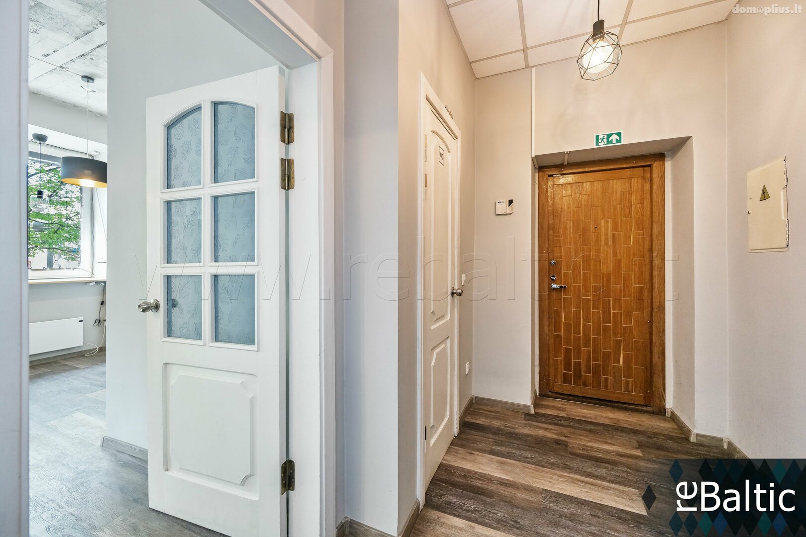 Commercial/service Premises for rent Vilniuje, Naujamiestyje, Vasario 16-osios g.