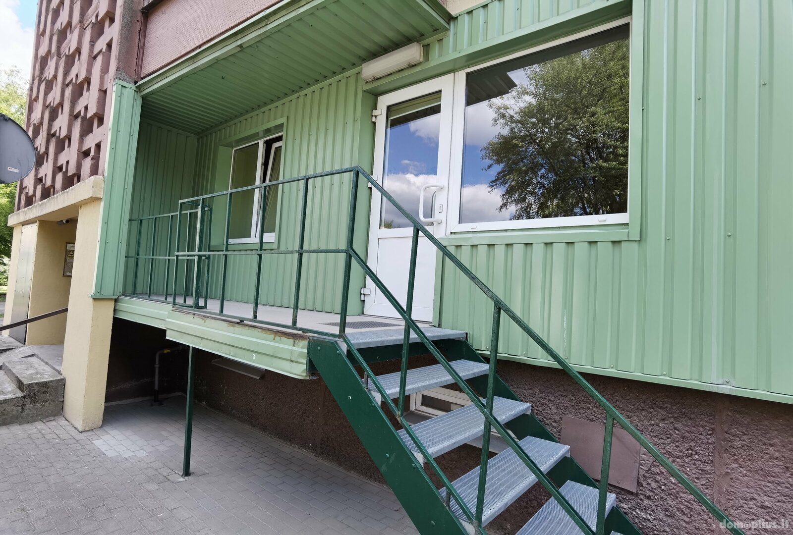Biuro / Prekybos ir paslaugų / Kita Patalpų nuoma Alytuje, Dainavoje, Naujoji g.