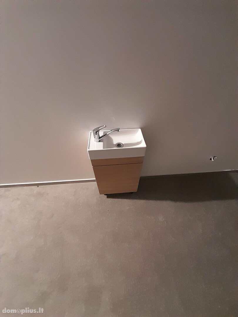 Biuro / Turizmo ir rekreacijos / Prekybos ir paslaugų Patalpų nuoma Klaipėdoje, Centre, Naujojo Sodo g.
