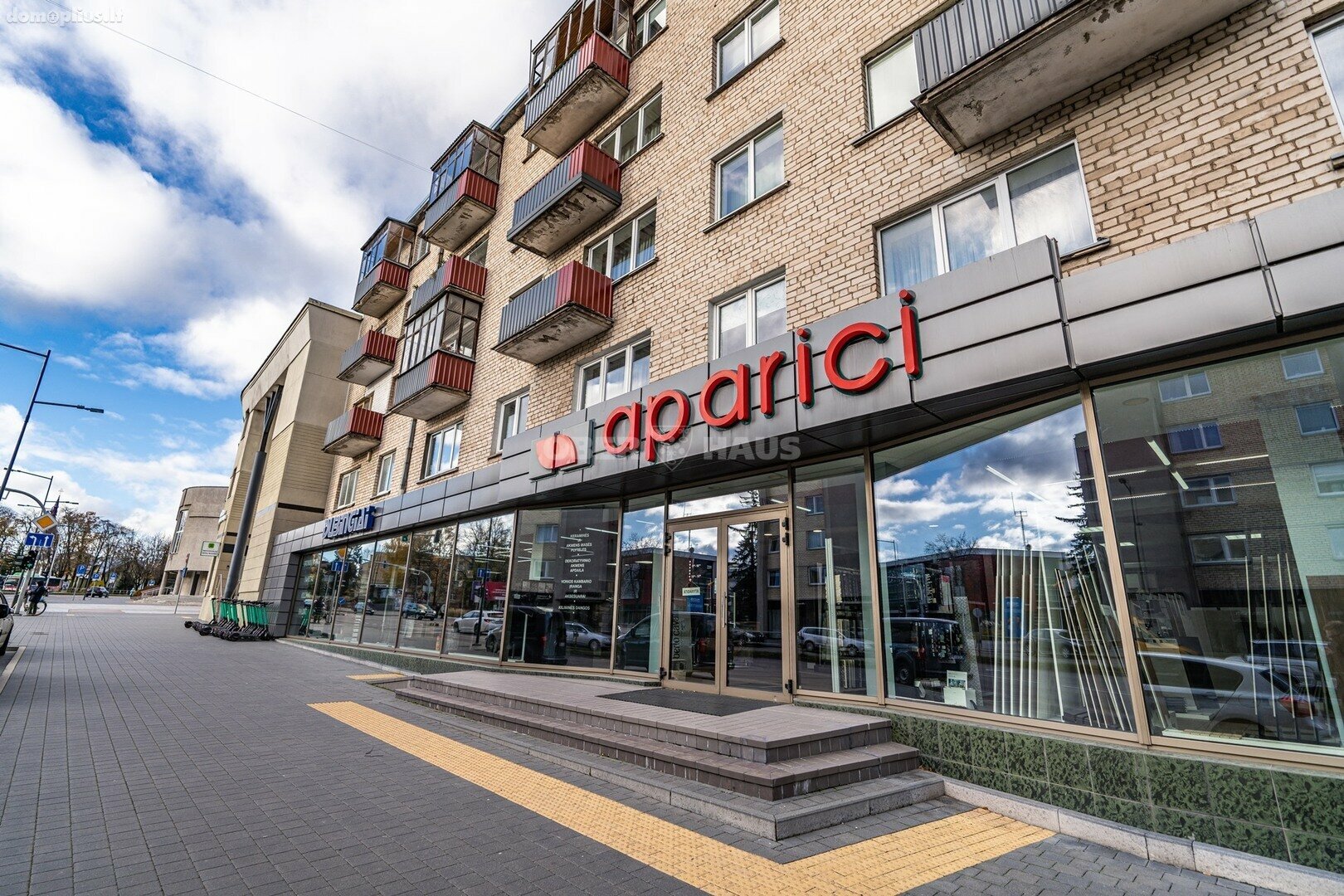 Parduodamos Prekybos ir paslaugų patalpos Panevėžyje, Centre, Vilniaus g.