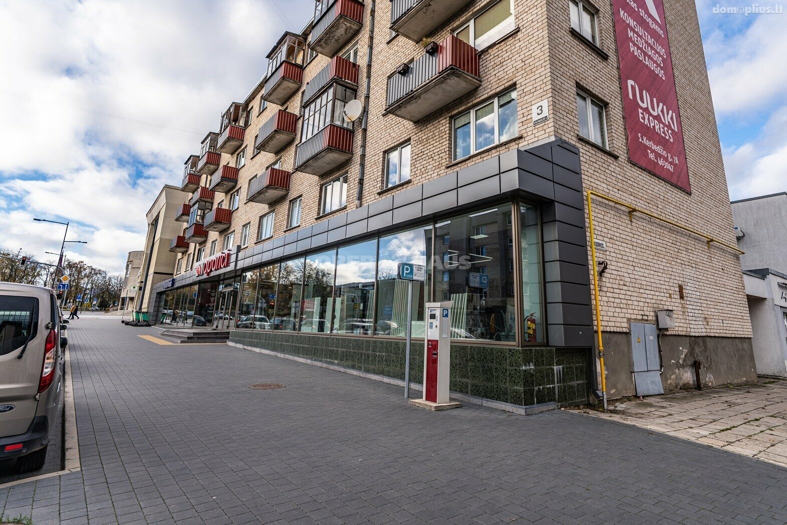 Parduodamos Prekybos ir paslaugų patalpos Panevėžyje, Centre, Vilniaus g.